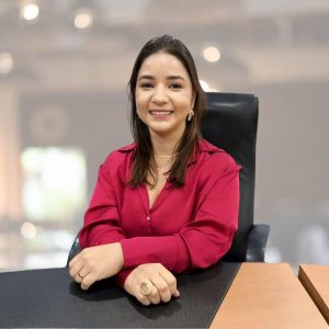 Kátia Milhomem, egressa da FASEC, é advogada e atua em Direito Civil e Processo Civil.